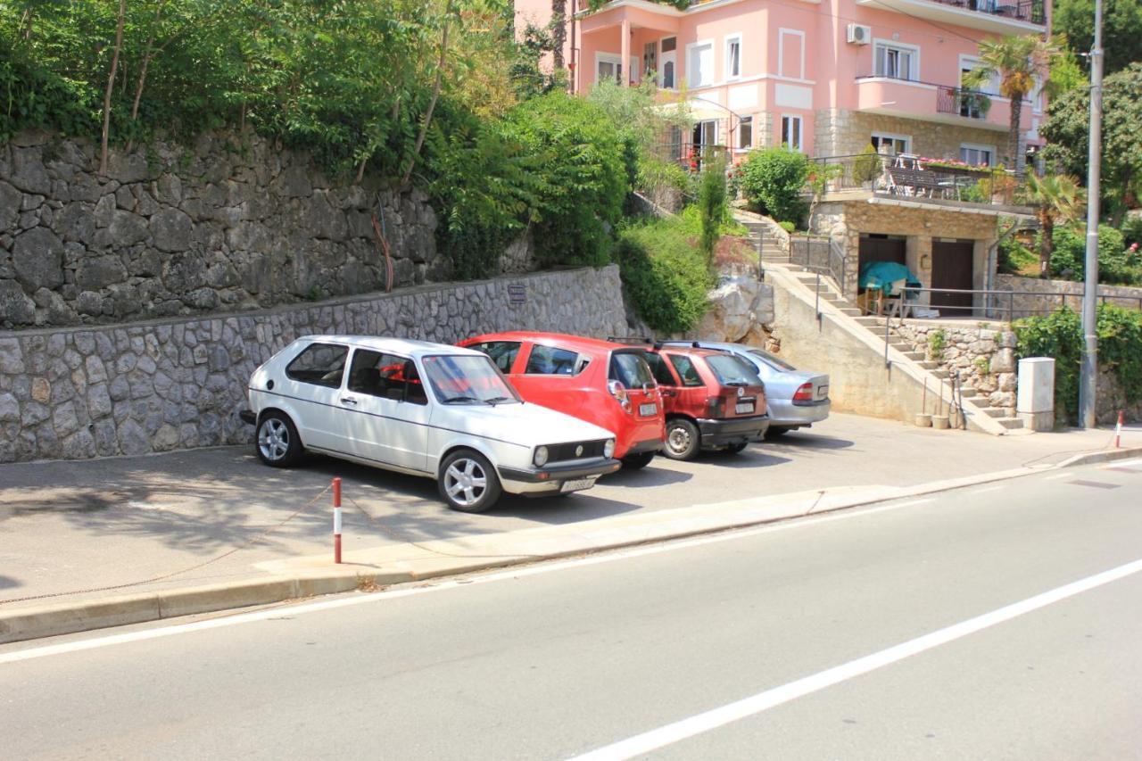 Apartments And Rooms By The Sea Medveja, Opatija - 2305 Lovran Luaran gambar